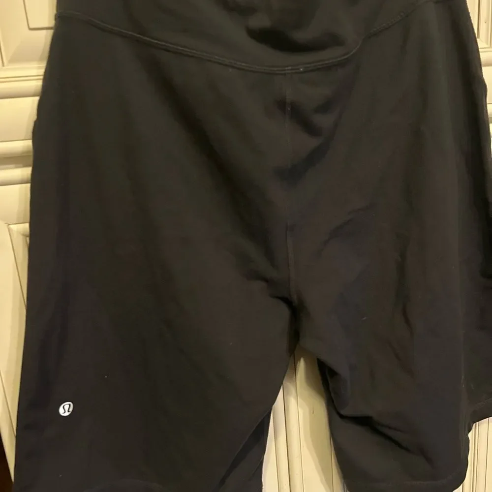 Lululemon Relaxed French Terry Short Sz 8
